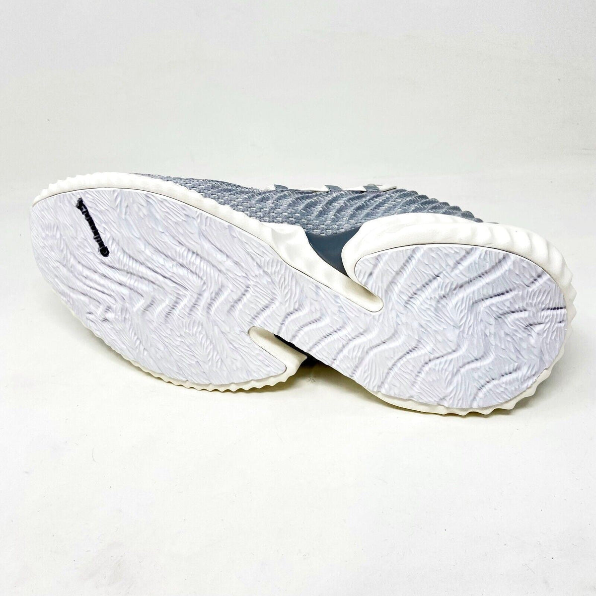 Adidas AlphaBounce Instict Grey White Womens Size 9.5 Sneakers F36732