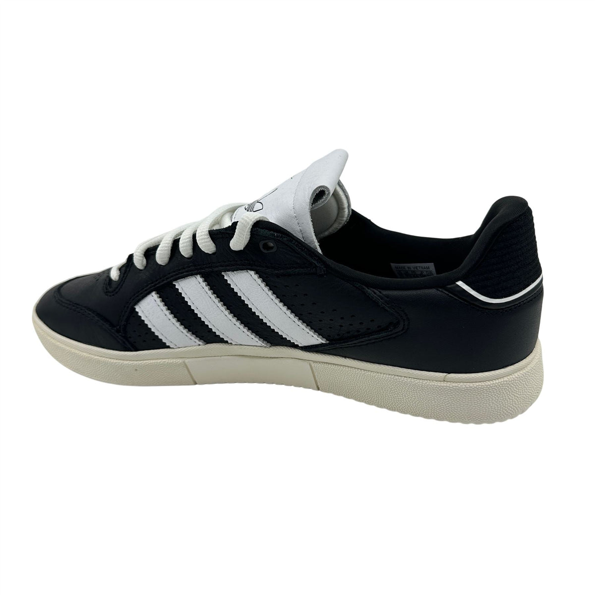 Adidas Tyshawn Low Black Cloud White Mens Athletic Sneaker (JQ1137)