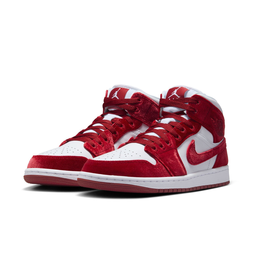 W Air Jordan 1 Mid SE "Red Velvet" - FZ3334-100
