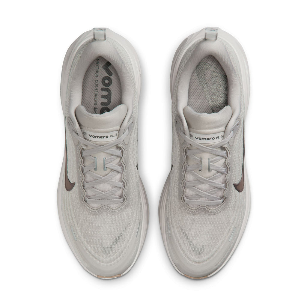 Nike Vomero Plus - HV8150-005