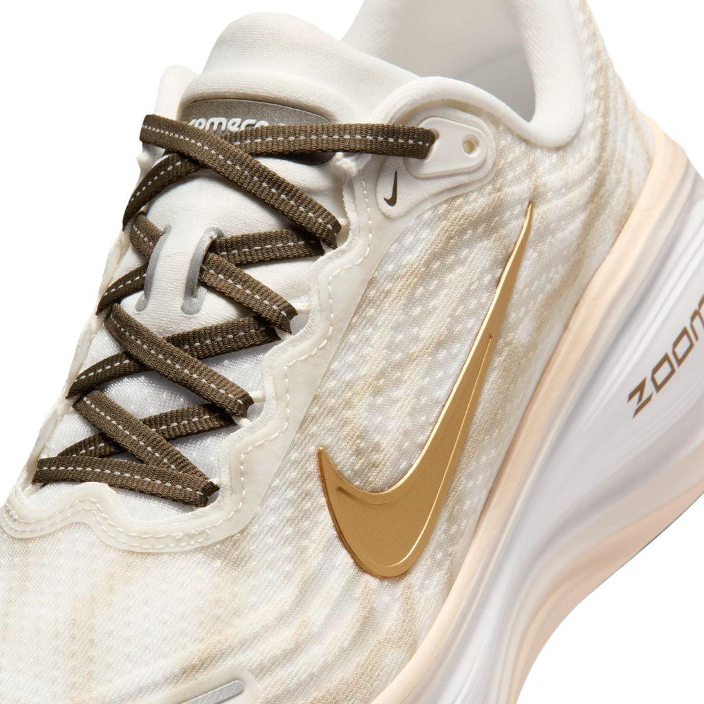 W Nike Vomero Plus - IQ0370-121