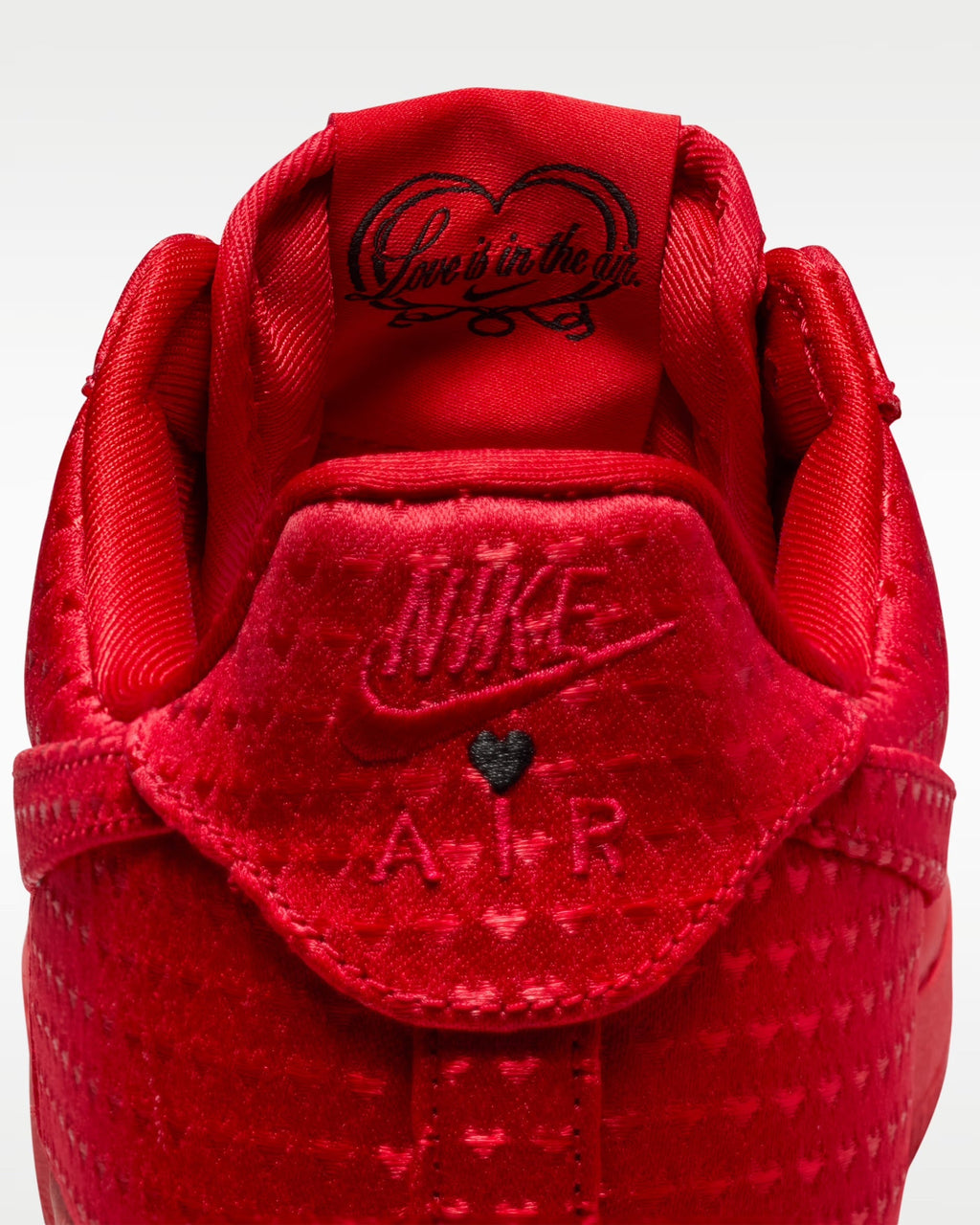 Nike Air Force 1 Retro "Valentine’s Day” - IB6836-600
