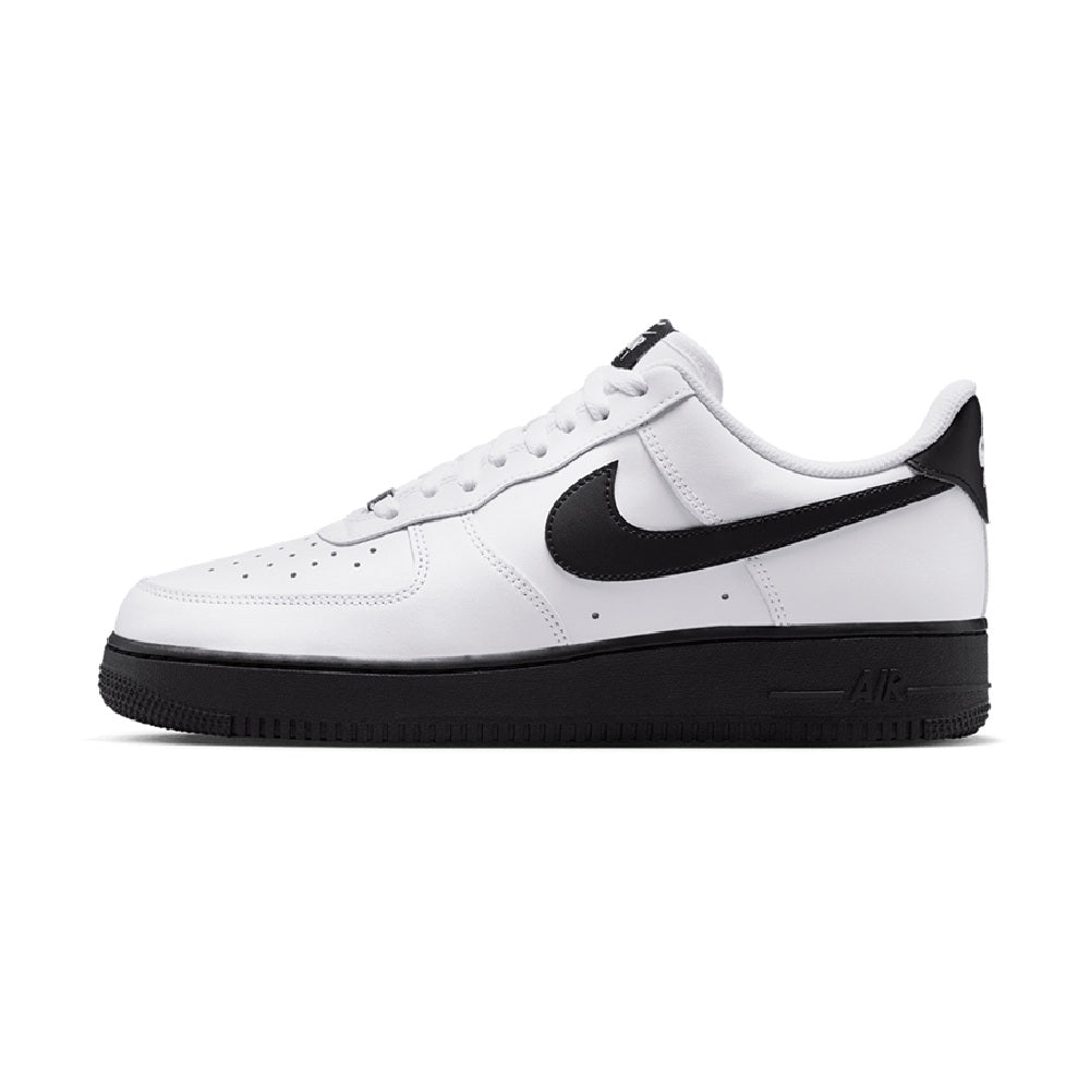 Men's Nike Air Force 1 '07 White/Black (FJ4146 129)