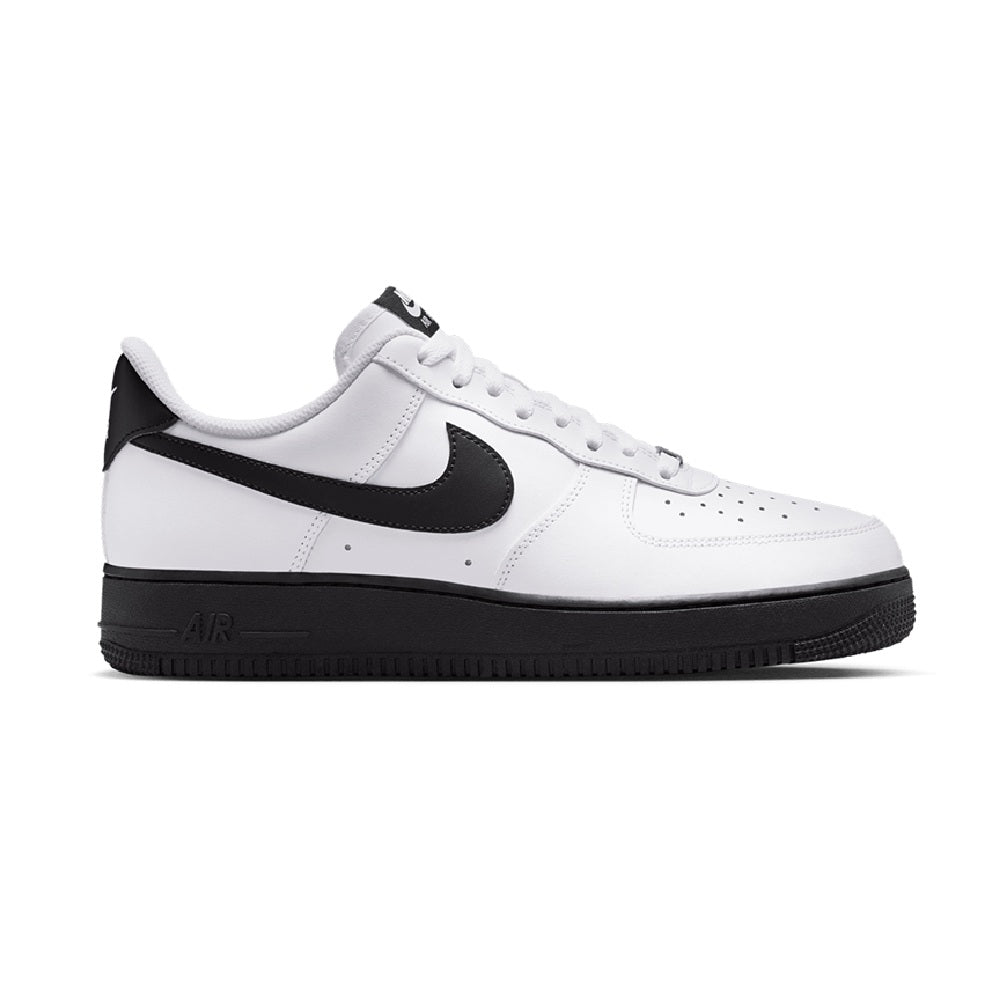 Men's Nike Air Force 1 '07 White/Black (FJ4146 129)