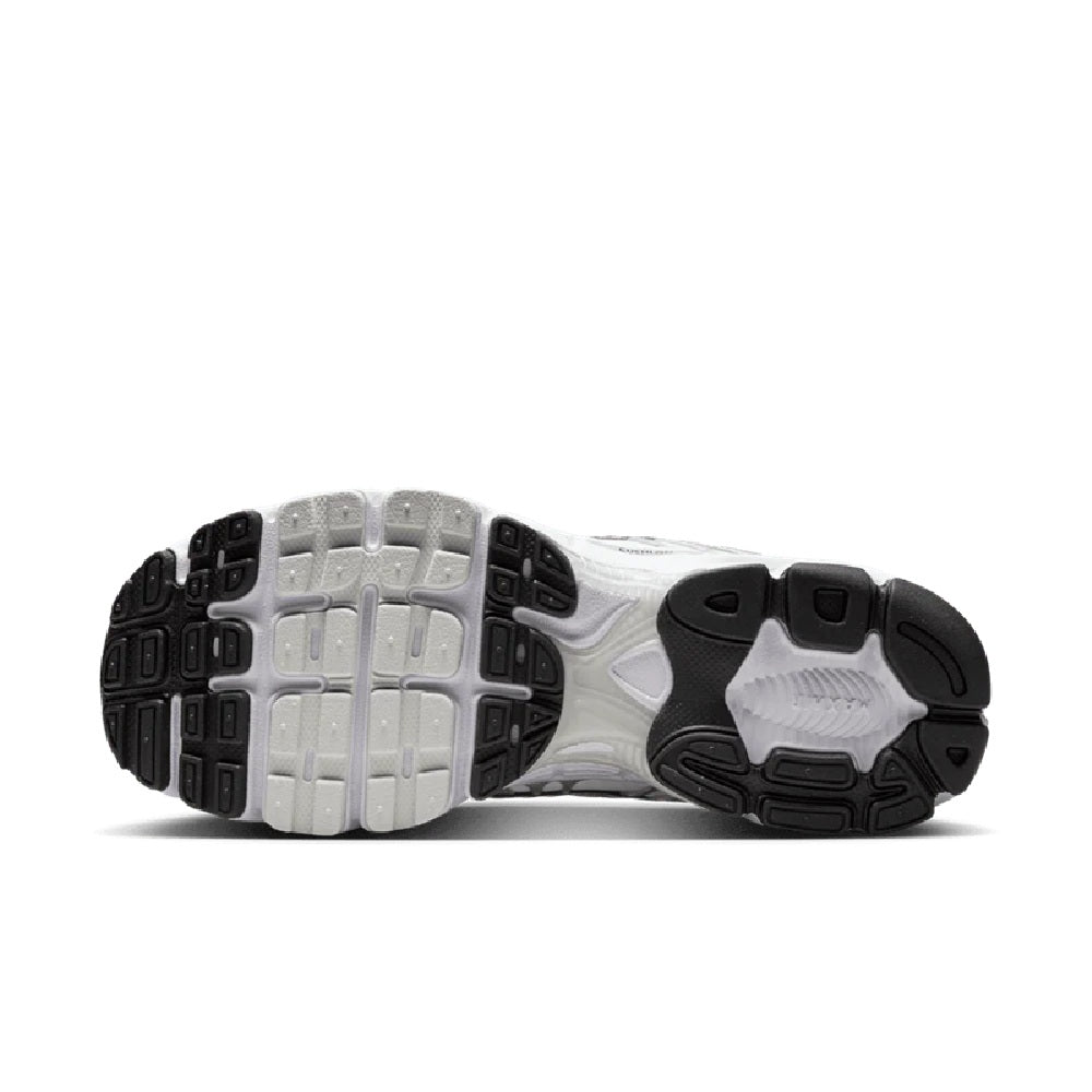 Women's Nike Air Max Moto 2K White/Photon Dust (HQ2056 103)