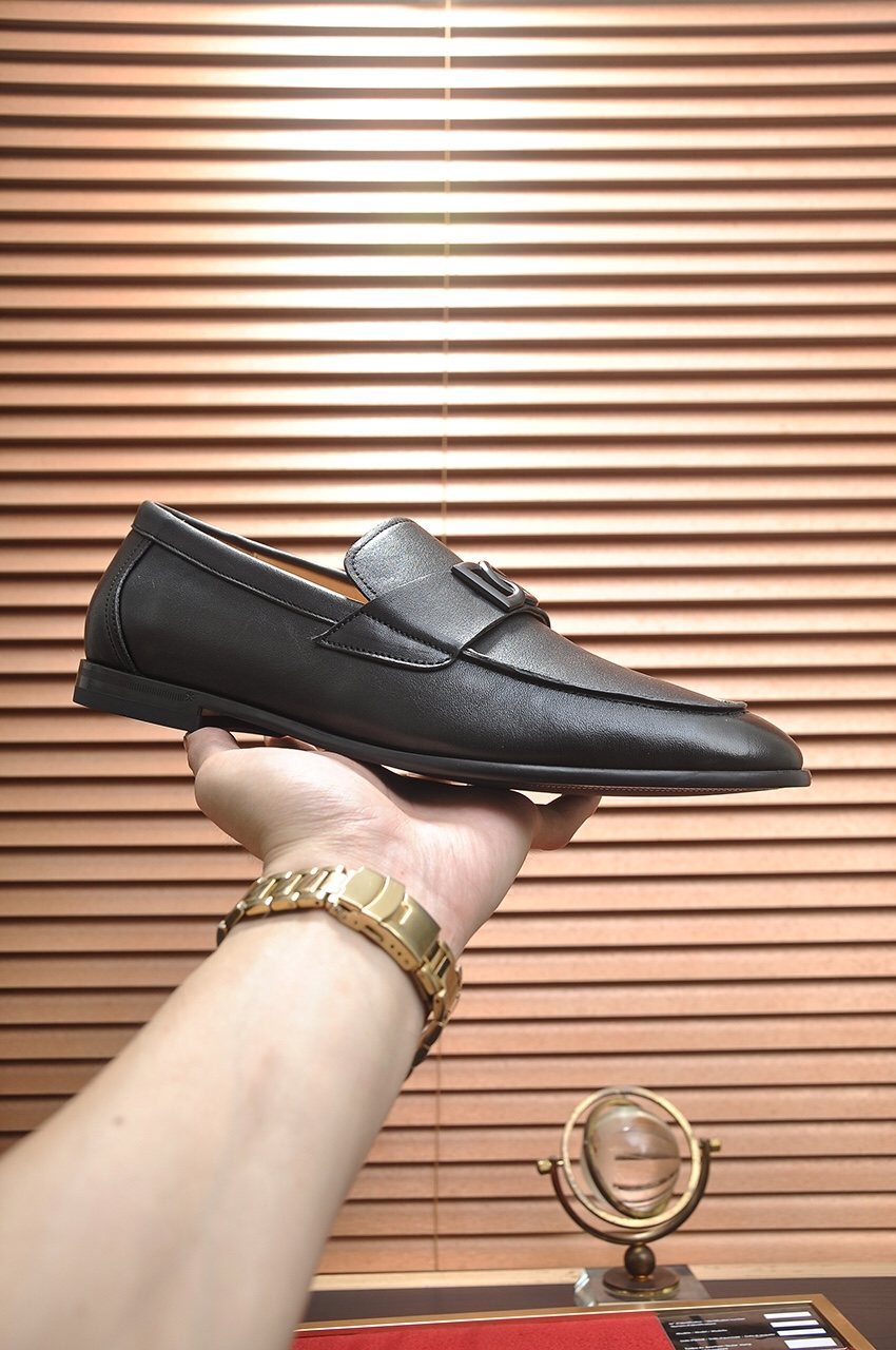 Dolce & Gabbana Bernini Buckle Loafers